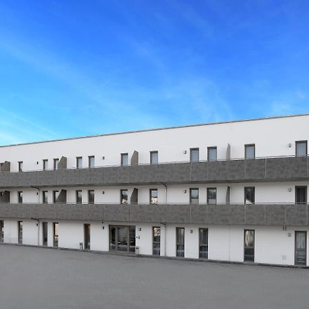 Apartment Hotel 37 Altdorf  Ngoại thất bức ảnh