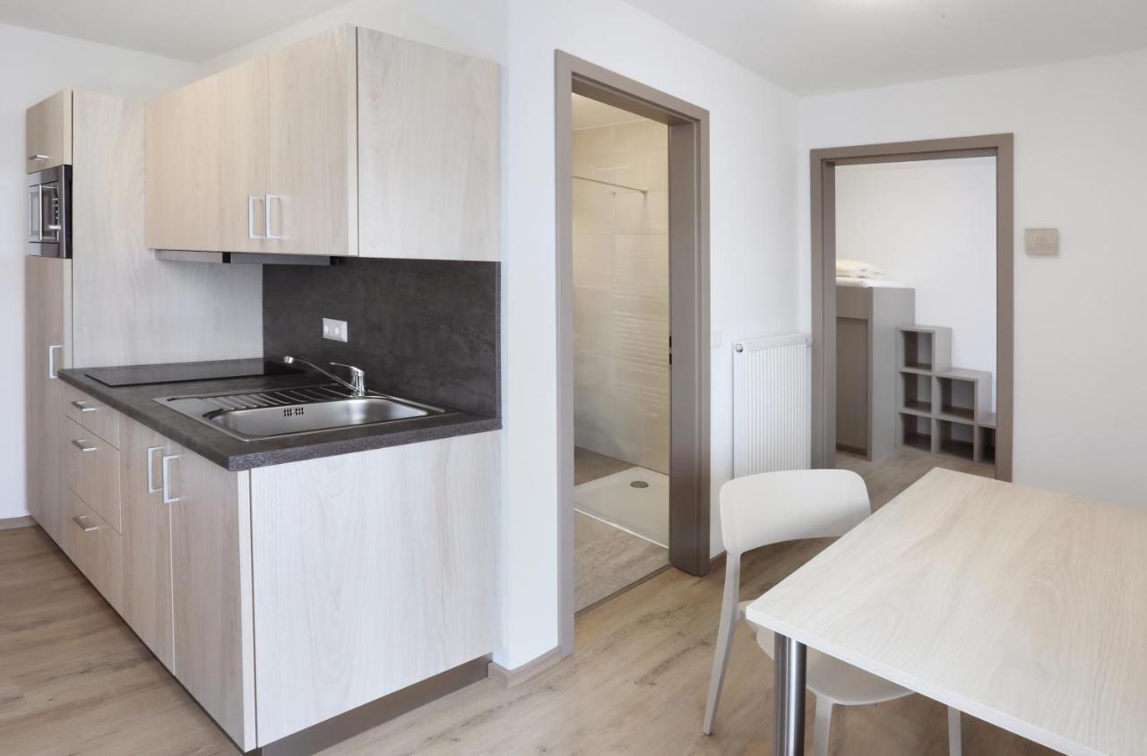 Apartment Hotel 37 Altdorf  Ngoại thất bức ảnh