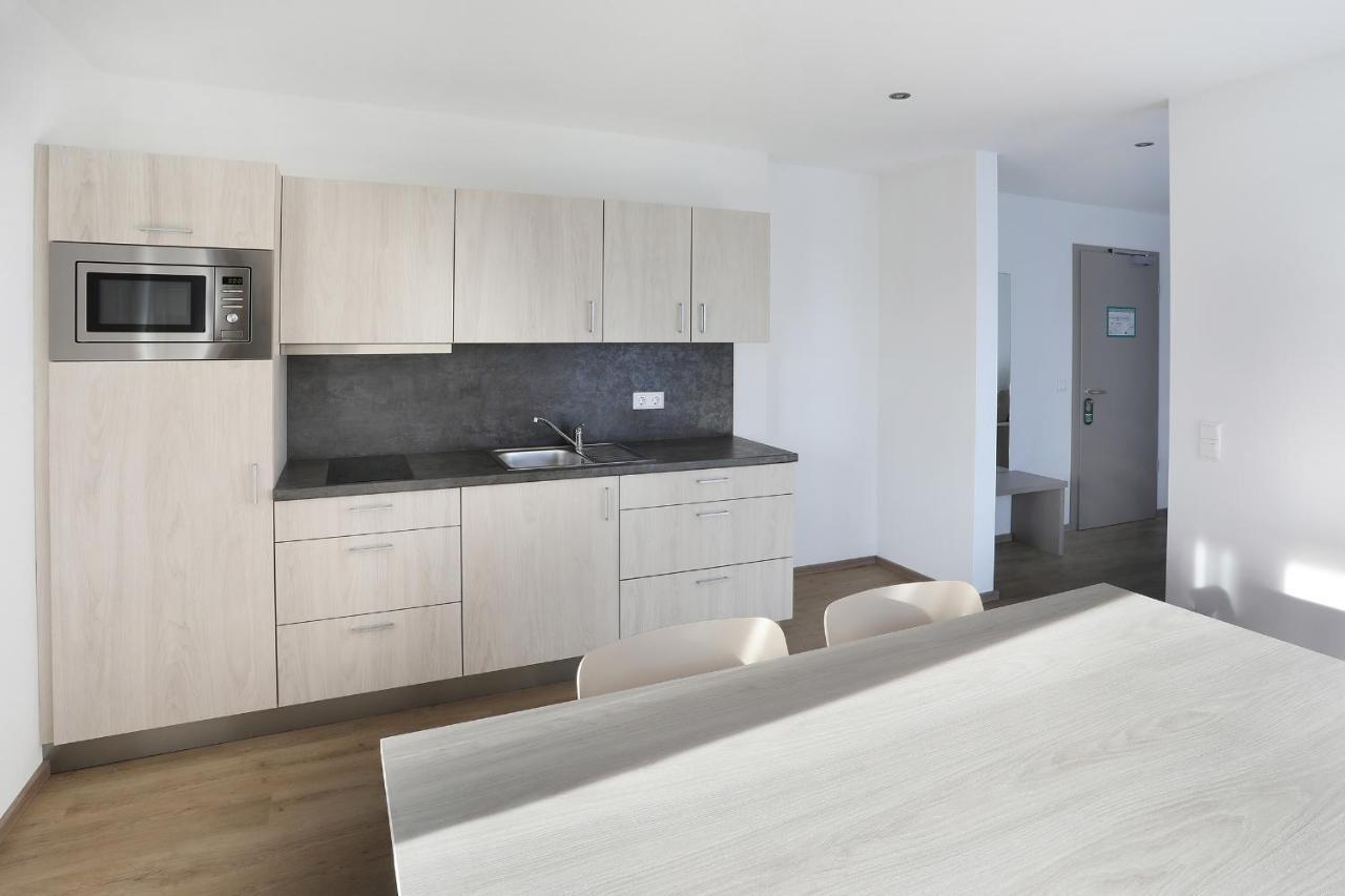 Apartment Hotel 37 Altdorf  Ngoại thất bức ảnh